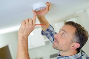 smoke-alarm-check